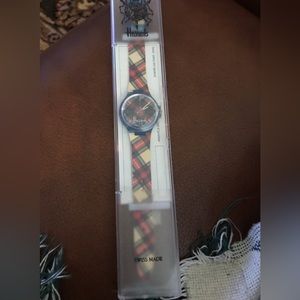Harrods watch   plaid strap nwt